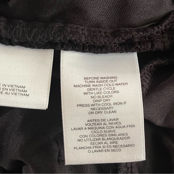 PERFECT NWT Little Black Dress by Anne Klein Sz 6 - Picture 12 of 12